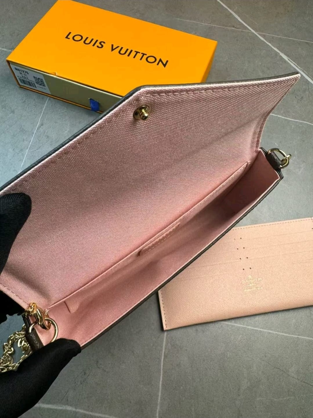 L CLUTCH WALLET SET