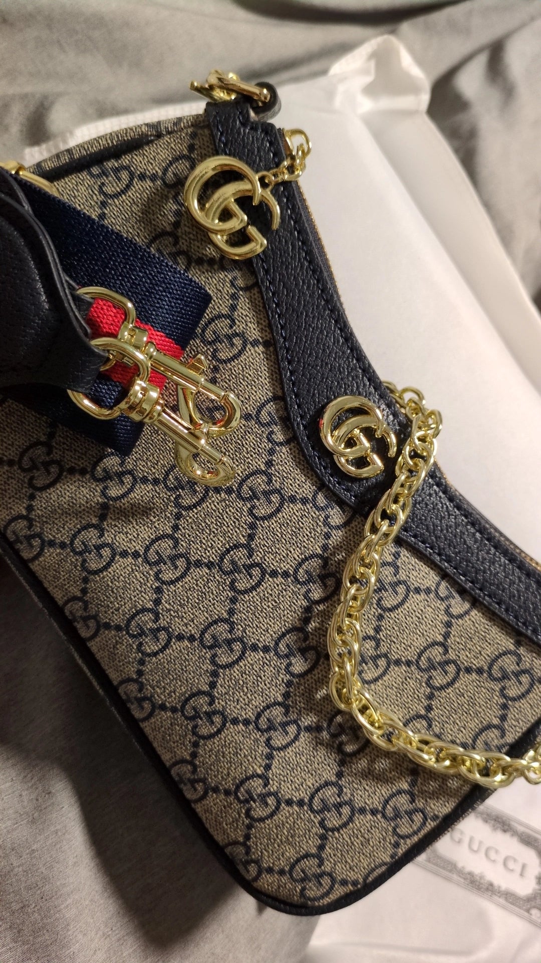 GG SHOULDER BAG