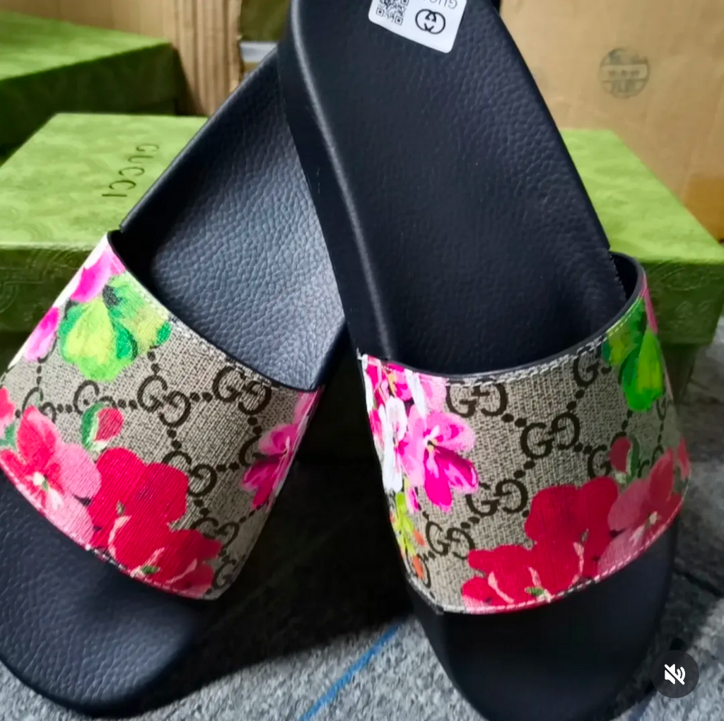GG BLOOM SLIDES