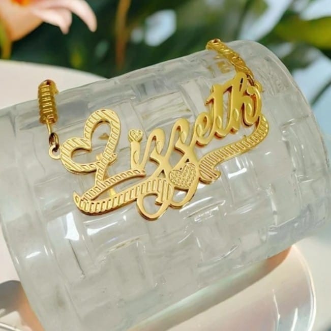 CUSTOM NAMEPLATE NECKLACE